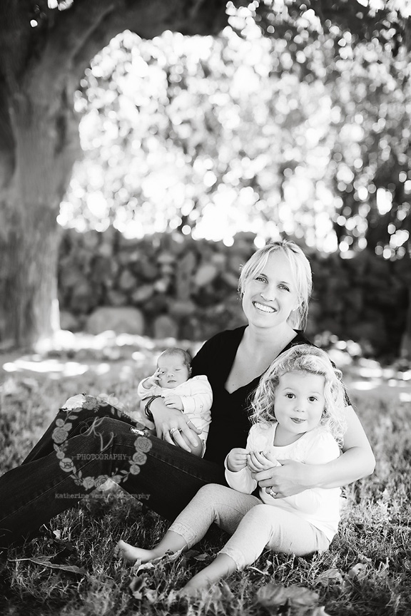 mom with son and daughter