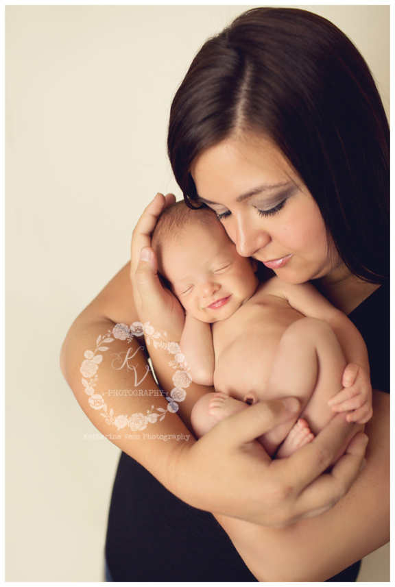 newborn with mom pose