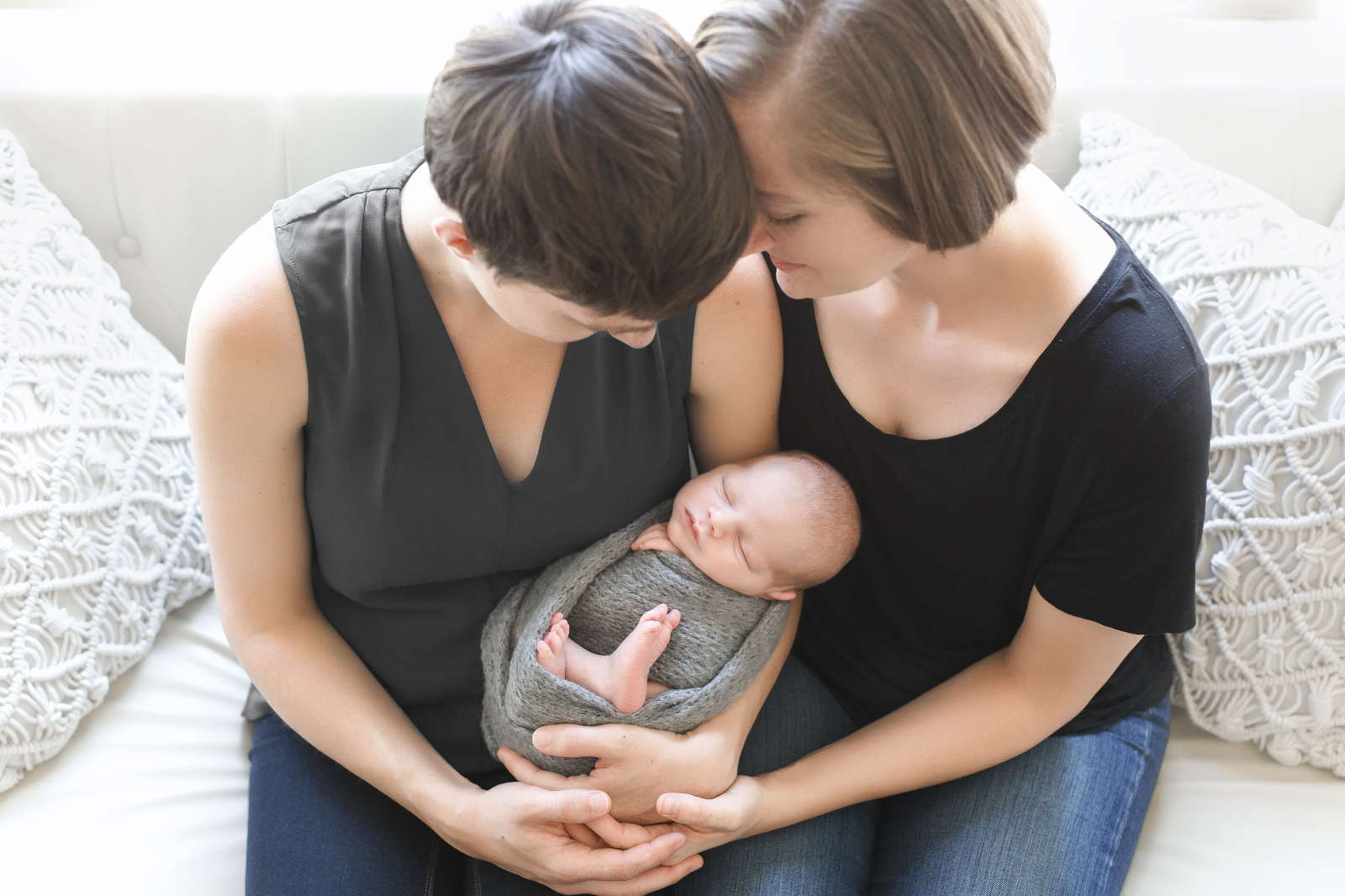 sacramento newborn family photographer