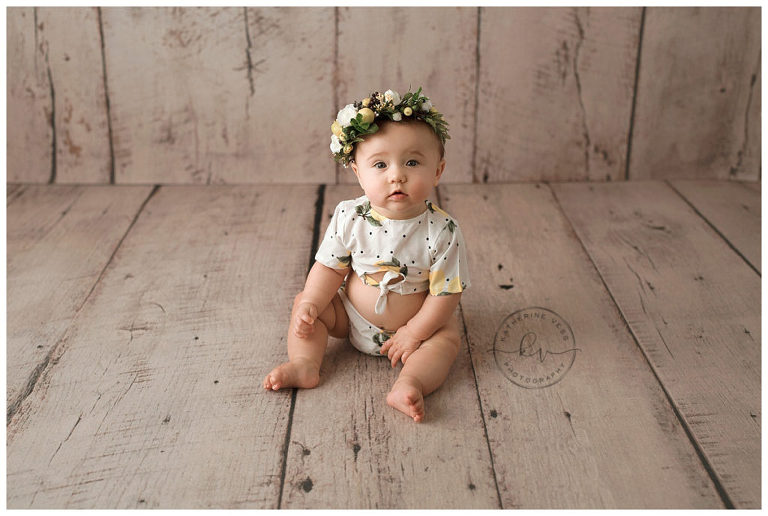 baby-girl-lemons-sitting-up-sacramento-photography