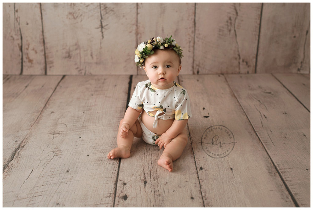 baby-girl-lemons-sitting-up-sacramento-photography