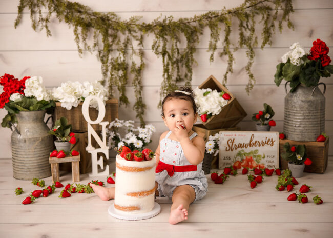 sacramento cake smash photographer strawberries